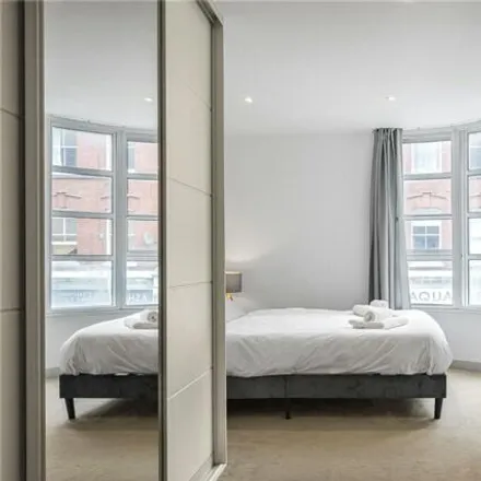 Image 8 - St Clements House, Leyden Street, Spitalfields, London, E1 7LL, United Kingdom - Room for rent