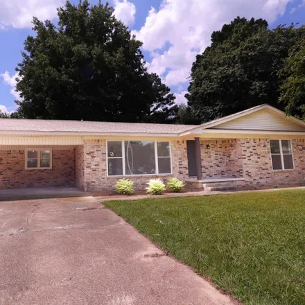 Buy this 3 bed house on 66 Sundale Circle in Paragould, AR 72450