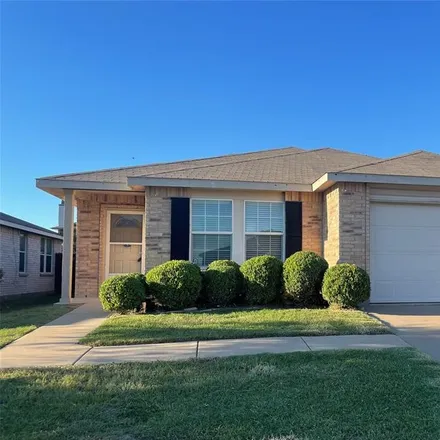 Buy this 3 bed house on 5009 River Rock Boulevard in Fort Worth, TX 76106