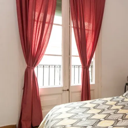 Rent this 6 bed room on Carrer de la Lleona in 4, 80002 Barcelona
