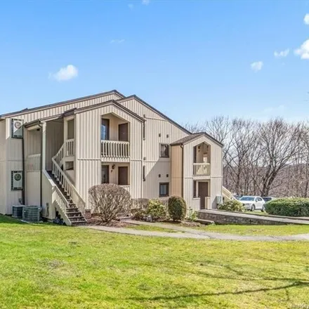 Buy this 1 bed condo on 38 Overlook Commons in Yorktown, NY 10598