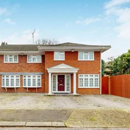 Buy this 5 bed house on unnamed road in London, HA7 3NR