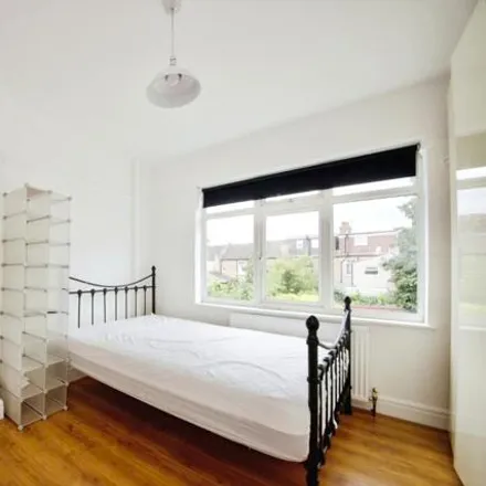 Image 7 - Tyrone Road, Londres, London, E6 - Townhouse for sale