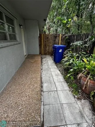 Image 3 - 762 Northeast 14th Avenue, Fort Lauderdale, FL 33304, USA - House for rent