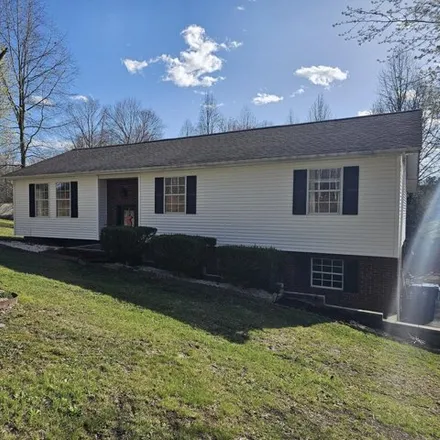 Buy this 3 bed house on 1157 KY 312 in Keavy, Laurel County