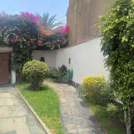 Image 2 - Los Cerezos, La Molina, Lima Metropolitan Area 10051, Peru - House for sale