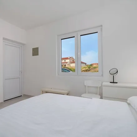 Rent this 1 bed apartment on 23233 Općina Privlaka