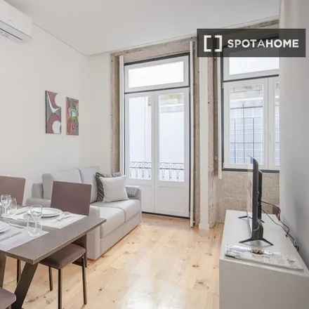 Rent this 1 bed apartment on Tapisco in Rua de Mouzinho da Silveira, 4000-030 Porto