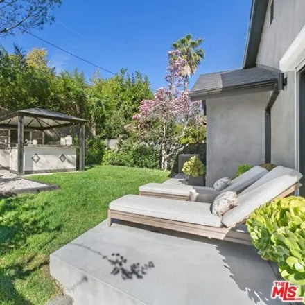 Image 8 - Sunset & Livorno, West Sunset Boulevard, Los Angeles, CA 90402, USA - House for sale