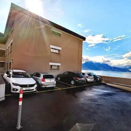 Rent this 4 bed apartment on Rue de l'Ancien-Stand 28 in 1822 Montreux, Switzerland