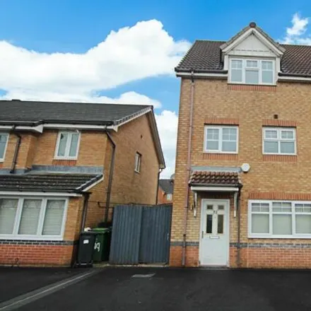 Buy this 4 bed townhouse on Madison Park in Westhoughton, BL5 3WA
