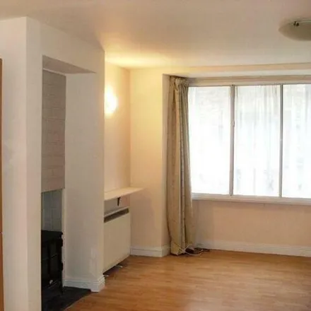 Image 6 - Long Street, Sherborne, DT9 3DE, United Kingdom - Apartment for sale