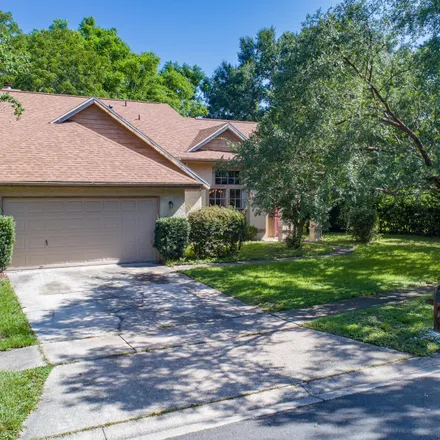 Buy this 4 bed house on 1213 Lake Piedmont Circle in Apopka, FL 32703