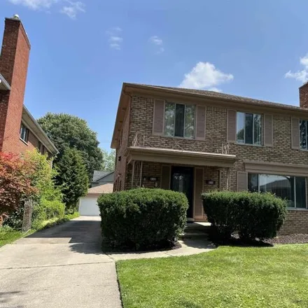 Image 1 - 836 Harcourt Road, Grosse Pointe Park, MI 48230, USA - House for rent