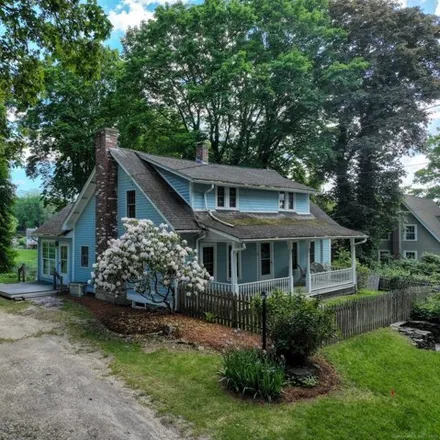 Buy this 3 bed house on 13 Shingle Point Road in Poquetanuck, Southeastern Connecticut Planning Region