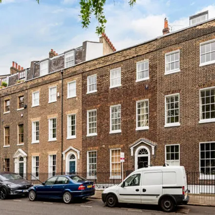 Rent this 2 bed room on 17 Highbury Place in London, N5 1QP