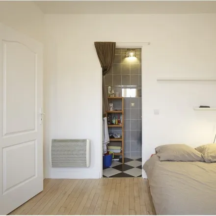 Rent this 1 bed apartment on 27 Rue Parmentier in 92400 Courbevoie, France