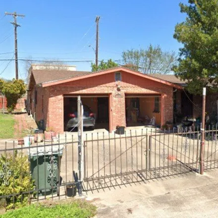 Image 2 - 110 West Los Ebanos Street, Azteca Acres Colonia, San Juan, TX 78589, USA - House for sale