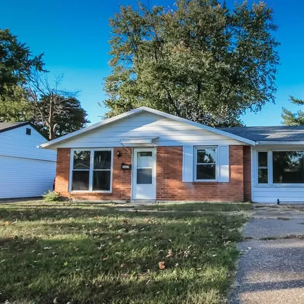 Buy this 3 bed house on 2627 West 10th Street in Owensboro, KY 42301