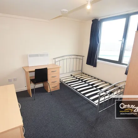 Rent this 1 bed apartment on Mede House in Salisbury Street, Bedford Place
