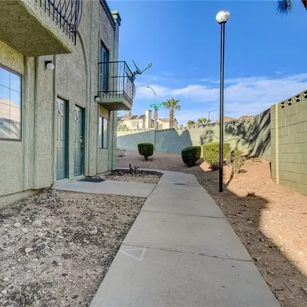 Image 3 - 7099 Burcot Avenue, Clark County, NV 89156, USA - Townhouse for sale
