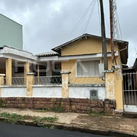 Buy this 2 bed house on Rua José Benetti in Vila Bela Vista, São Carlos - SP