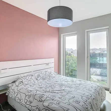 Rent this 1 bed apartment on Veurnestraat 38 in 8970 Poperinge, Belgium