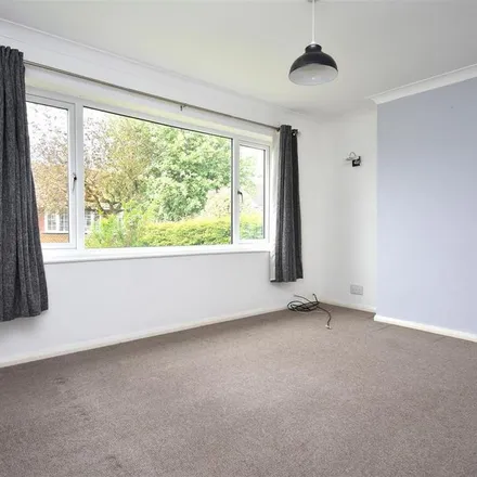 Rent this 2 bed apartment on Petercroft Close in Dunnington, YO19 5LY