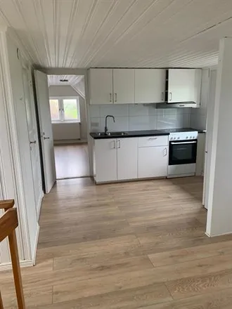 Rent this 2 bed apartment on Flintevångsvägen 6 in 245 34 Staffanstorp, Sweden