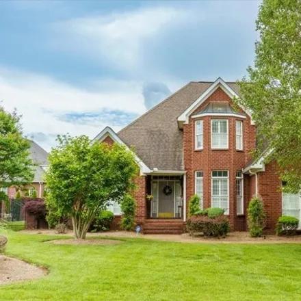 Buy this 4 bed house on 3411 Meadowcrest Dr in Murfreesboro, Tennessee