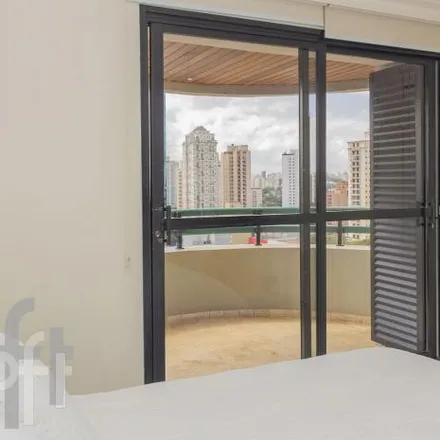 Buy this 4 bed apartment on Rua Vieira de Morais 372 in Campo Belo, São Paulo - SP