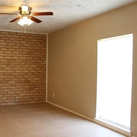 Image 7 - Mountain Creek Court West, Grand Prairie, TX 75051, USA - Townhouse for rent