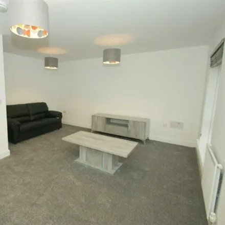 Image 5 - Victoria Gardens, Leeds, LS6 1FH, United Kingdom - Townhouse for rent