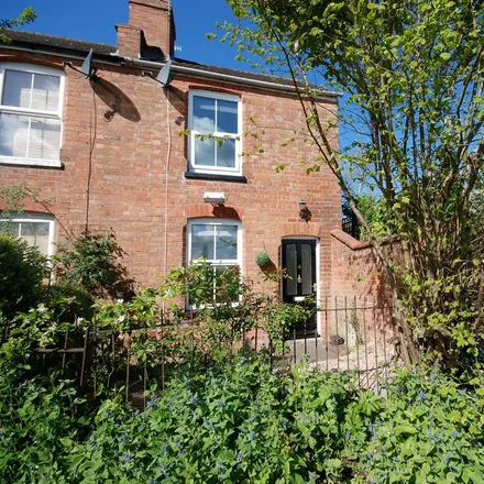Rent this 2 bed house on 125 Radford Road in Royal Leamington Spa, CV31 1LF