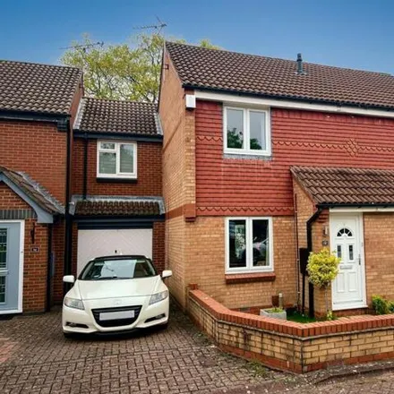 Buy this 2 bed townhouse on Ashwell Drive in Sharmans Cross, B90 3LR