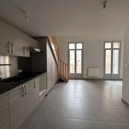 Image 2 - 4 Rue Paul Valéry, 34200 Sète, France - Apartment for rent