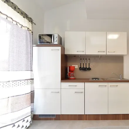 Image 2 - 52211 Bale, Croatia - Apartment for rent
