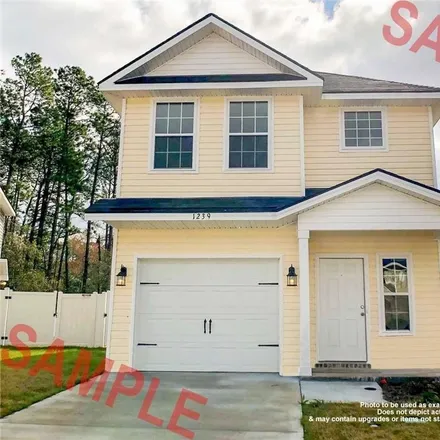 Buy this 3 bed house on Elm Street in Evergreen, Hinesville