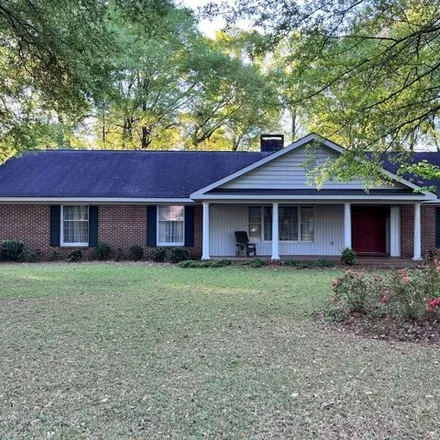Buy this 4 bed house on 2364 Scott Drive in Dublin, GA 31021