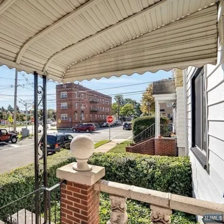 Image 3 - 371 East 37th Street, Paterson, NJ 07504, USA - Townhouse for sale