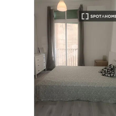 Rent this 2 bed room on Carrer de la Paloma in 15, 08001 Barcelona