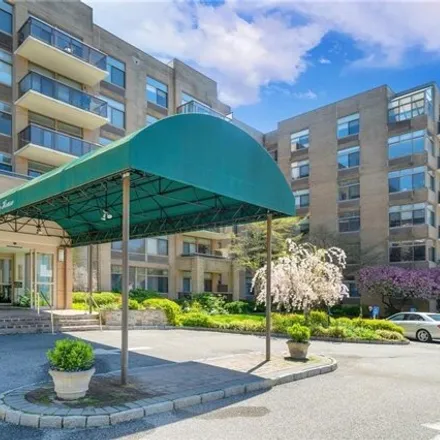 Buy this 1 bed condo on New Jefferson Street in Mamaroneck, NY 10538