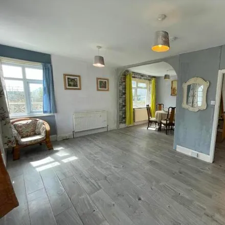 Image 2 - Jaywick Sands Promenade, Tendring, CO15 2HE, United Kingdom - House for sale