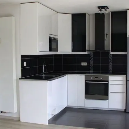 Rent this 2 bed apartment on Chaussée de Tongres 395 in 4000 Liège, Belgium