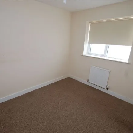 Image 2 - Providence Street, Darfield, S73 8AN, United Kingdom - Apartment for rent