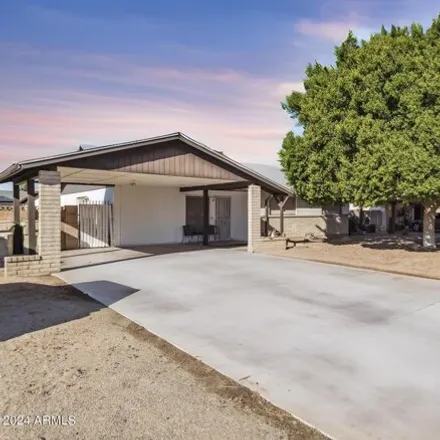 Buy this 3 bed house on 9722 North 55th Avenue in Glendale, AZ 85302