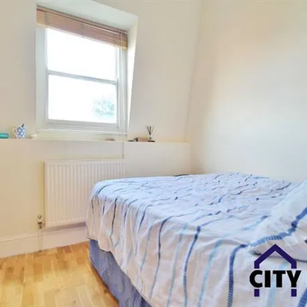 Rent this 2 bed apartment on Holloway Delivery Office in Hillmarton Road, London
