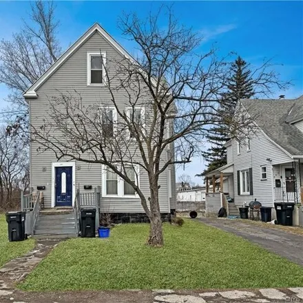 Buy this 4 bed house on 201 East Glen Avenue in City of Syracuse, NY 13205