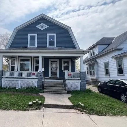 Buy this 4 bed house on 803 Cora Street in Green Bay, WI 54303