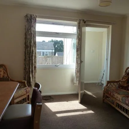 Image 2 - 21 Nethersole Close, Tyler Hill, CT2 7DP, United Kingdom - Room for rent